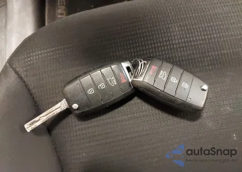 2015 Kia Sorento Lx из США, поврежденный, VIN 5XYKTCA66FG584752